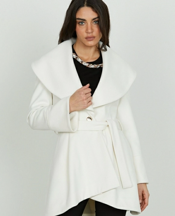 Abrigo ARUBA de RELISH manga larga con cuello chal y cinturn 