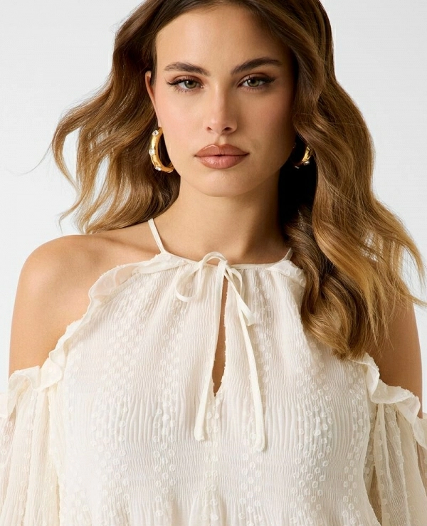 BLUSA BEIGE CON LOS HOMBROS DESCUBIERTOS DE GUESS MODELO W6GH61 W2045 - 21640