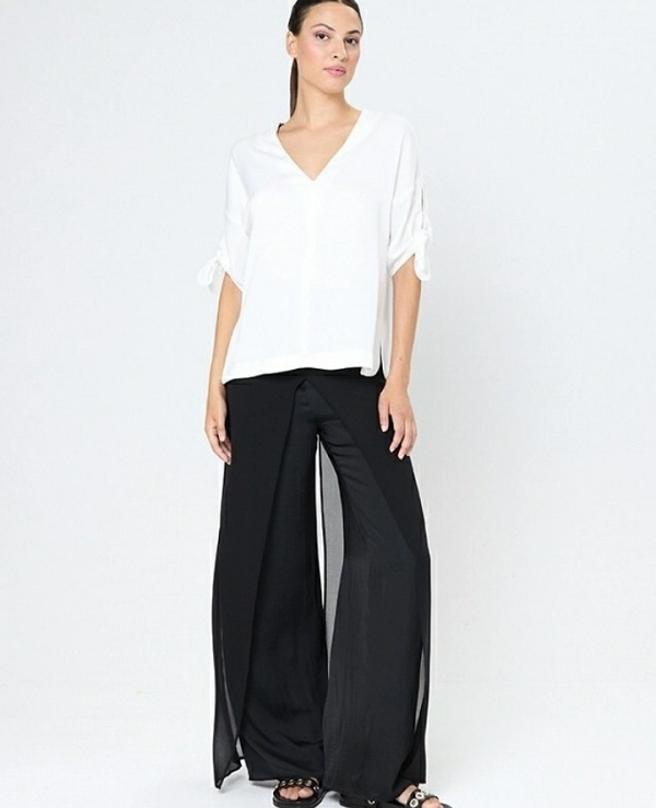 BLUSA CON LAZOS 