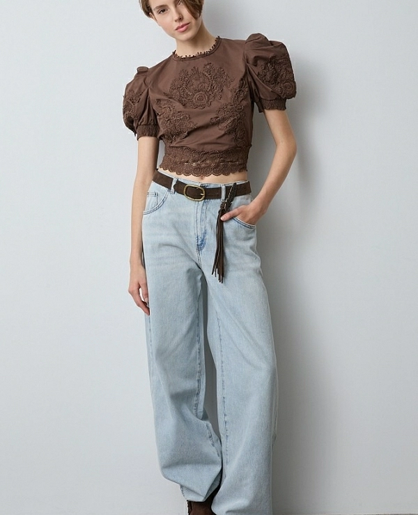  Blusa de encaje con hombros abullonadosDE BSB MODELO 055-210019 - 21186