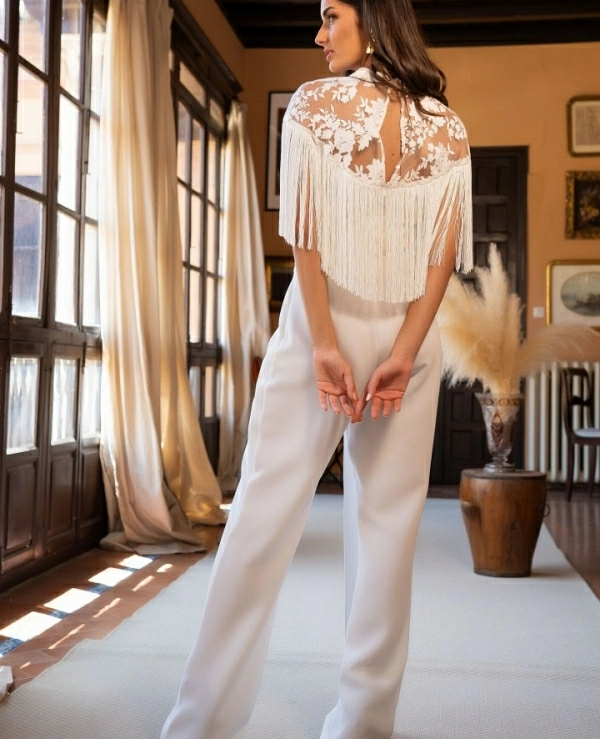 BLUSA ENCAJE FLECOC PECHO - 19028