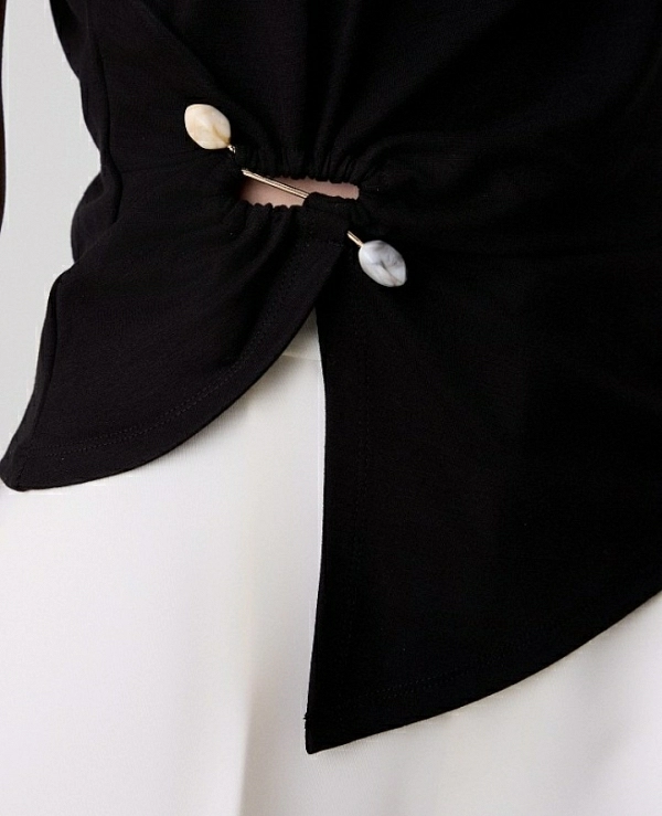 Blusa manga corta aro decorativo DE BSB MODELO 053-210076