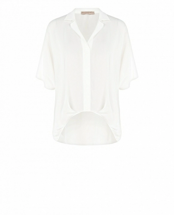 BLUSA TIPO OVERSIZE EN COLOR BLANCO