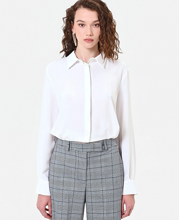 CAMISA COLOR CREMA DE SAT�N CON BOTONADURA OCULTA modelo CFC0130228003 - 22282