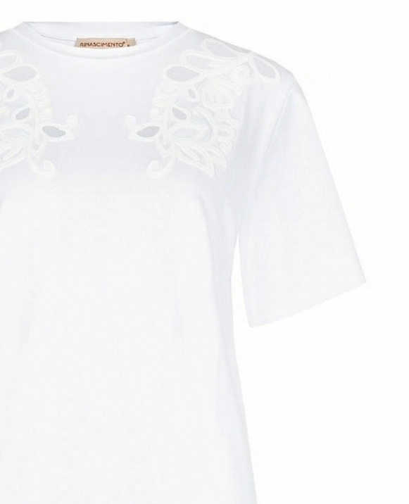 CAMISETA BLANCA TROQUELADA