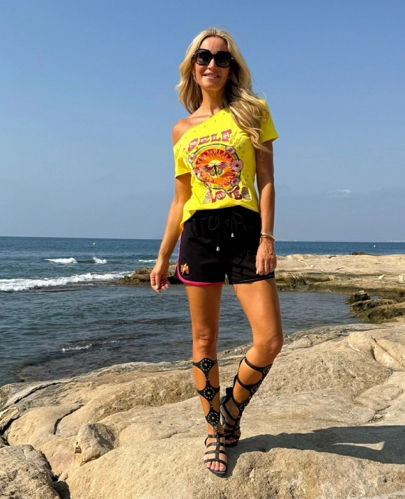 CAMISETA DE CAMALE�NICA MODELO ACTIAS