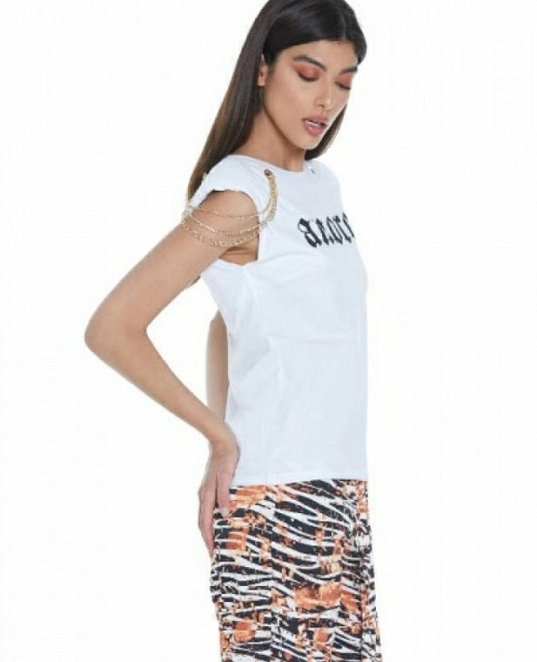 CAMISETA MODELO QUINN DE RELISH - 15976