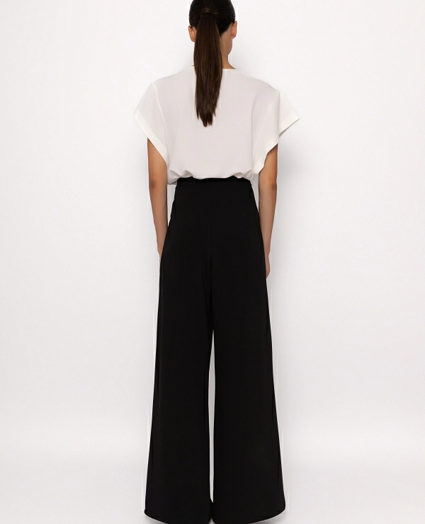 CAMISETA NEGRA - 21559