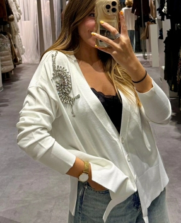 Crdigan VENETICO  con corte asimtrico y aplicacin de piedras DE RELISH