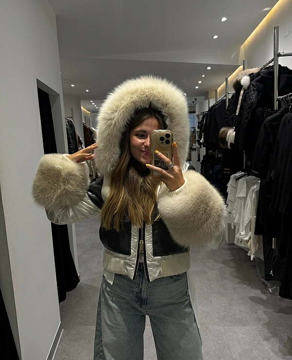 CAZADORA TIPO PLUMAS COMBINADA CON BOLSILLOS DE NAPA - 20640