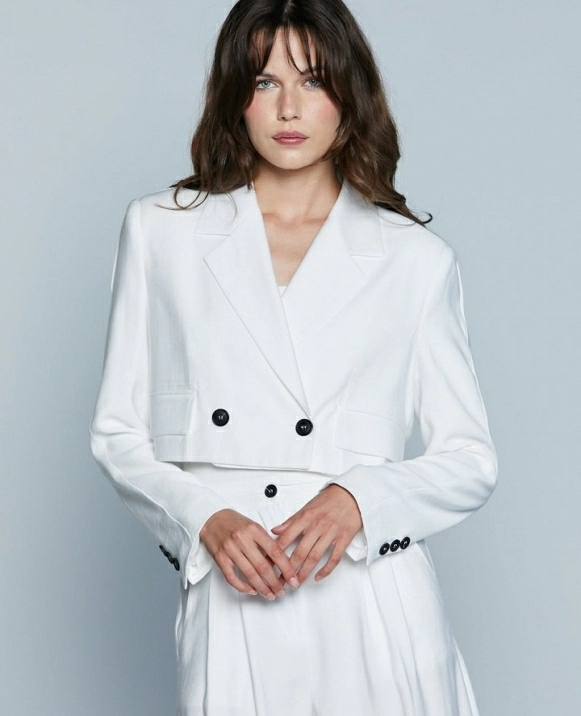 Chaqueta DE RELISH corta cruzada con solapas DOROTEA