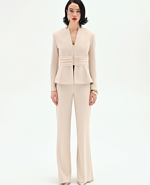 CHAQUETA ENTALLADA BEIGE CLARO CON DRAPEADO EN LA CINTURA - 21478