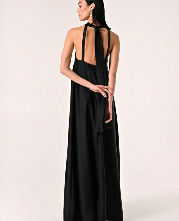 Este vestido largo es una opcin sofisticada para irradiar elegancia en las ocasiones ms especiales