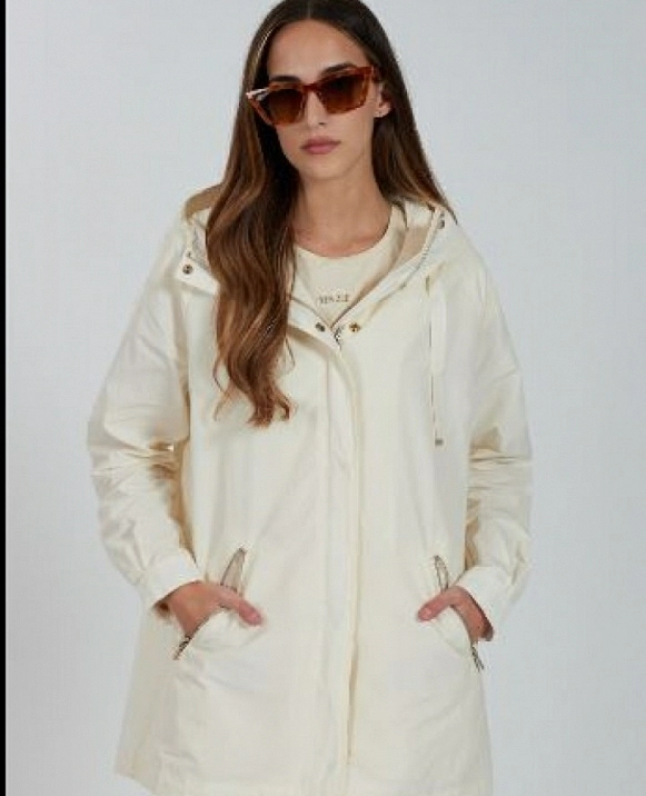 GABARDINA CCON CAPUCHA