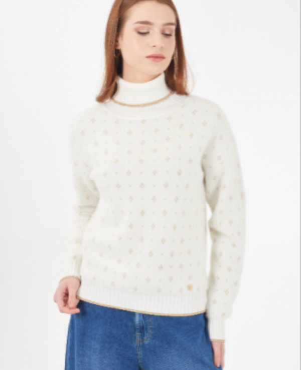 JERSEY DE CUELLO ALTO CON DIBUJITO DORADO