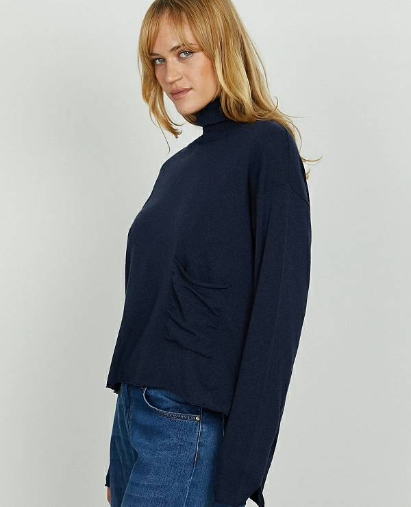 JERSEY DE CUELLO ALTO DE RELISH MODELO PAXI con mangas asimtricas - 20387