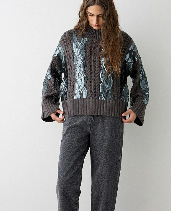 JERSEY EN GRIS CON DETALLES DE LENTEJUELAS MODELO 054-260013 DE BSB - 20761