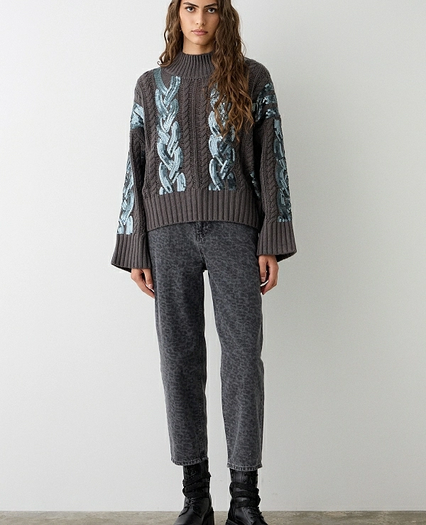 JERSEY EN GRIS CON DETALLES DE LENTEJUELAS MODELO 054-260013 DE BSB - 20764