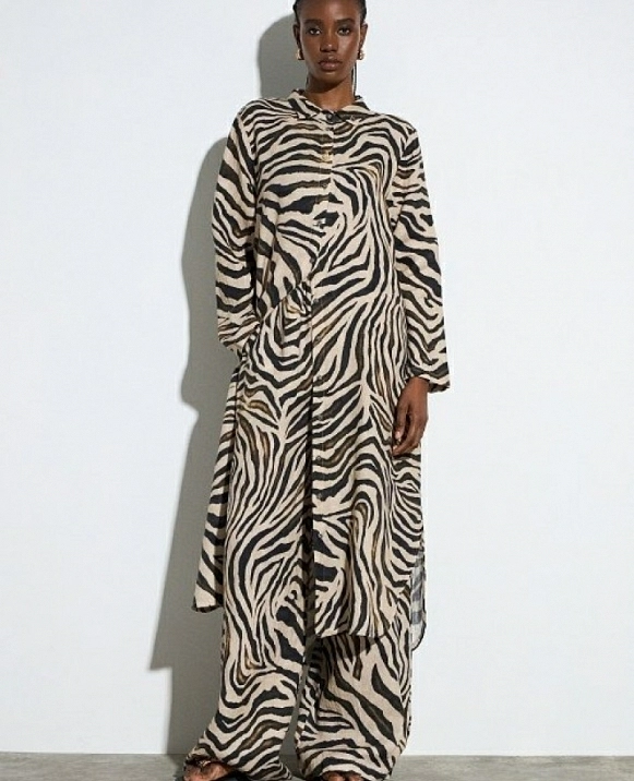 KAFTAN DE TIPO CEBRA DE BSB MODELO 053-240008