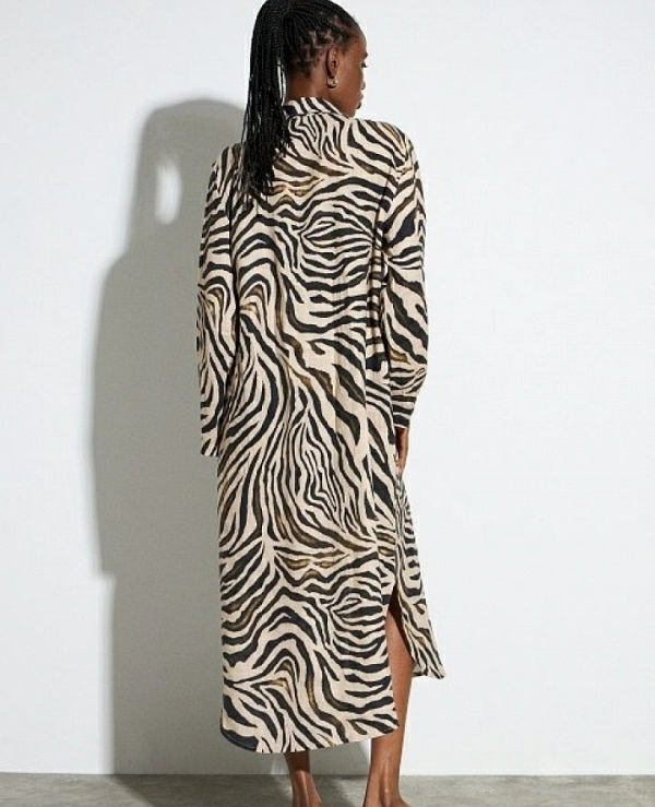 KAFTAN DE TIPO CEBRA DE BSB MODELO 053-240008