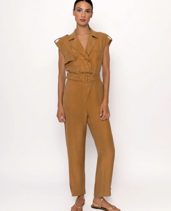 MONO CON CINTUR�N EN COLOR CAMEL