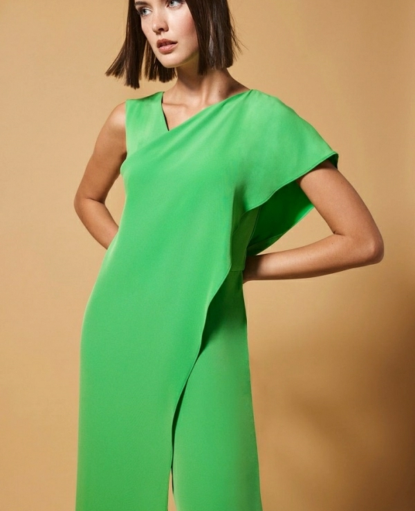 Mono cuello pico con sobretela en parte delantera. - 17899