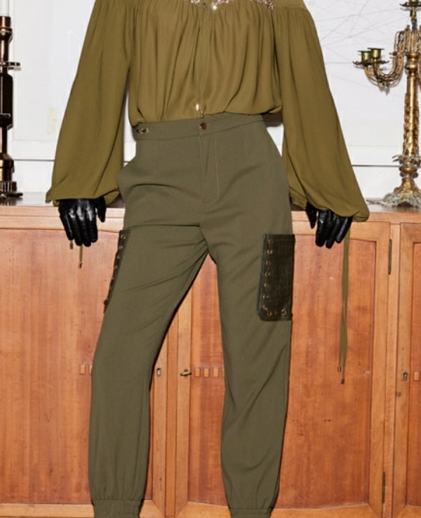 PANTALON CARGO BOLSOS ECOPIEL Y ARANDELAS - 20669