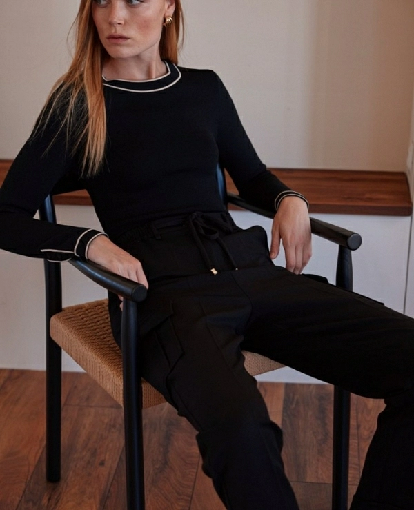 PANTALN CARGO NEGRO
