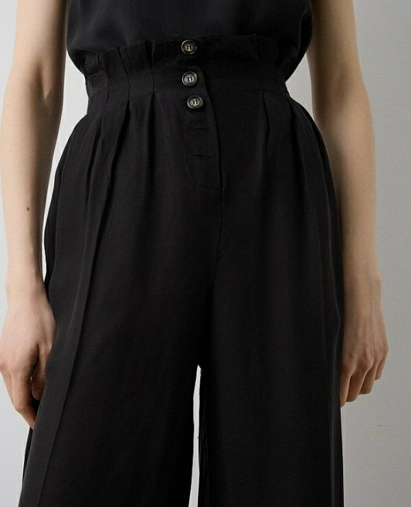 Pantaln crop volantes DE BSB