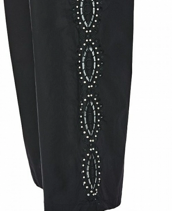 PANTALN DE BSB CON BORDADOS MODELO 053-212005