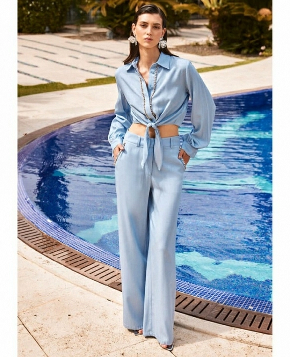 PANTALN TIPO LINO CON DETALLES EN LOS BOLSILLOS