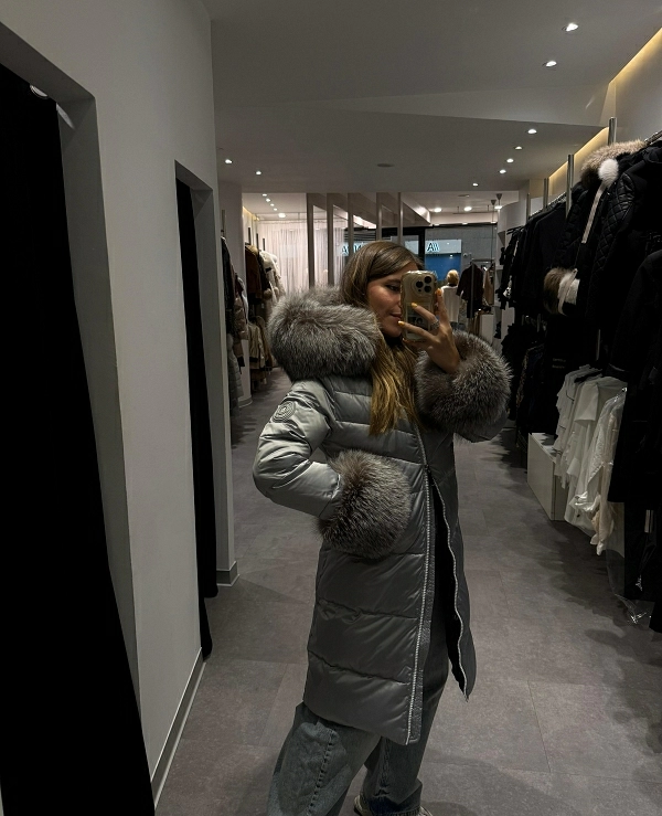 PLUMAS LARGO CON CUELLO Y PUOS DE PELO NATURAL - 20663