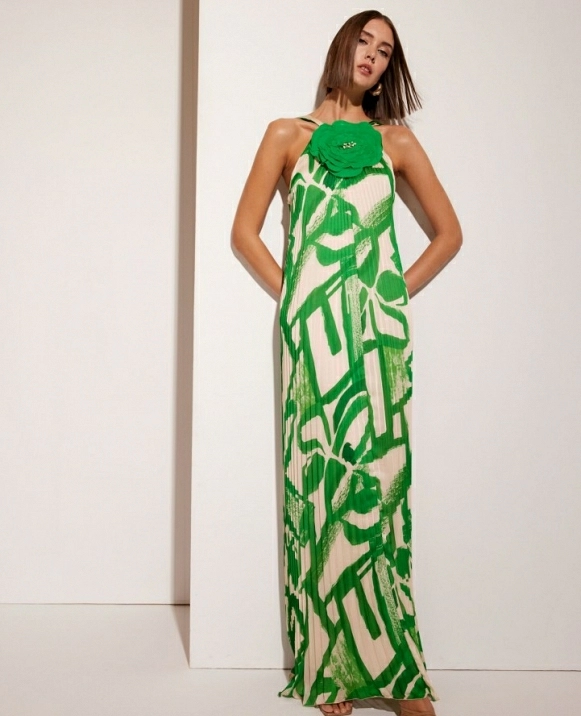 Ref. 51679 VESTIDO LARGO PLISADO CARLA RUIZ COLOR UNICO