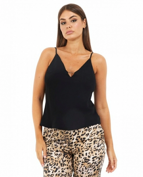 TOP GUESS DETALLE LOGO EN ESCOTE
