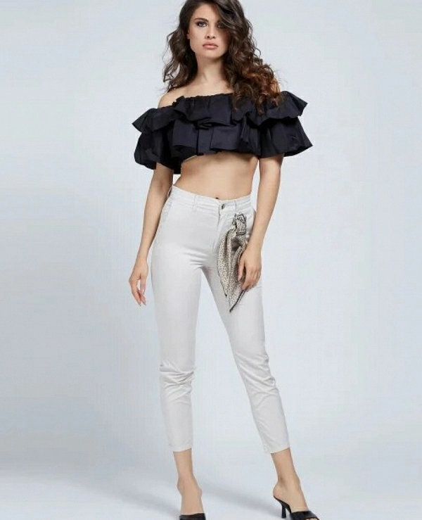 TOP NEGRO VOLANTES DE GUESS W1GH0KWDXM0 - 12987