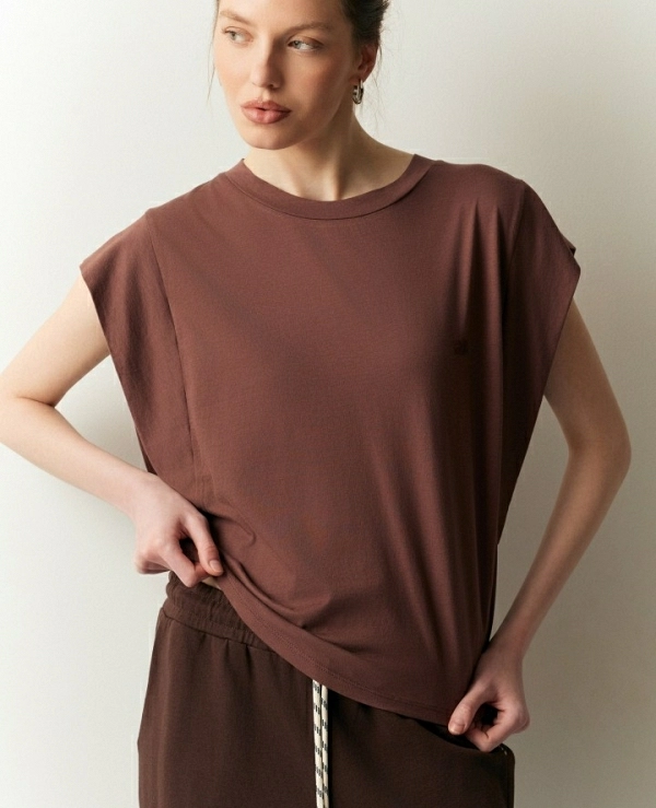 Top sin mangas DE BSB  MODELO 055-210009