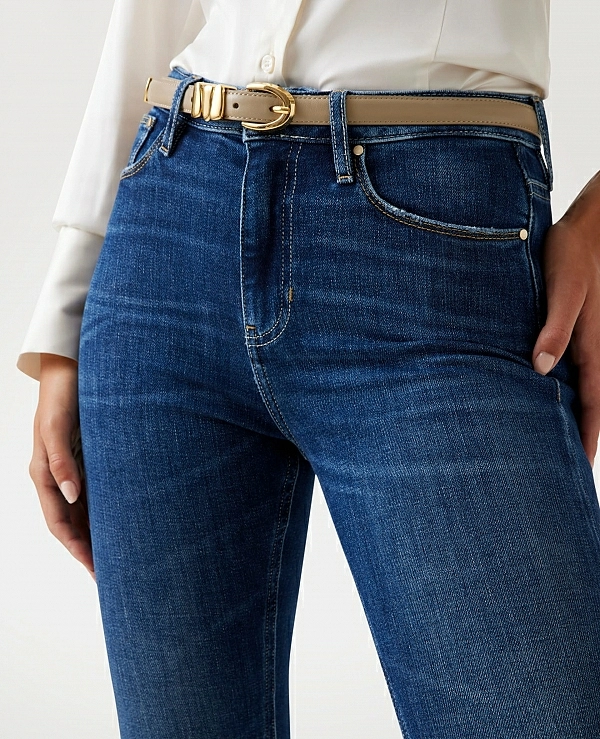 Vaqueros cachemira Sexy Flare W5BA0LD4U5A DE GUESS  - 20873