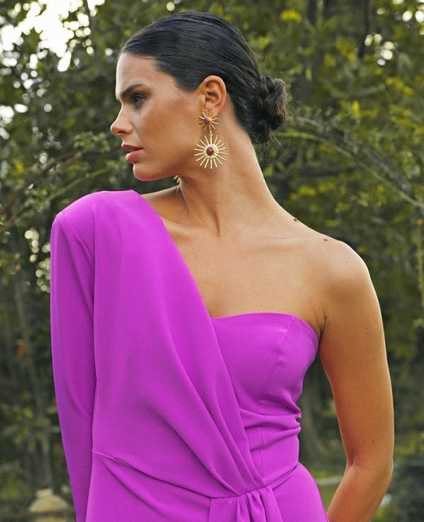 VESTIDO ASIMETRICO CAPA CINTO FUCSIA