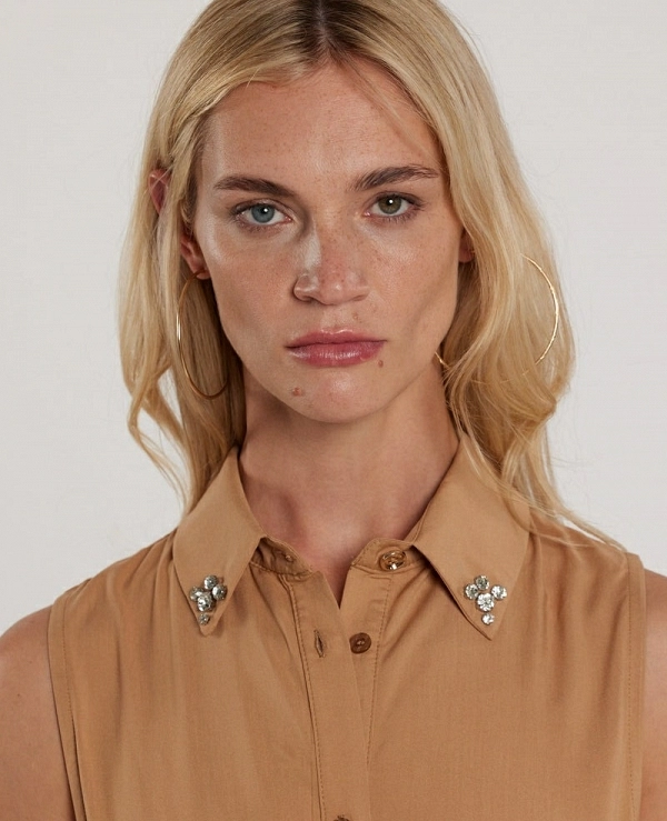 Vestido camisero  sin mangas KAZY con cuello, pedrer�a y cintur�n - 21269