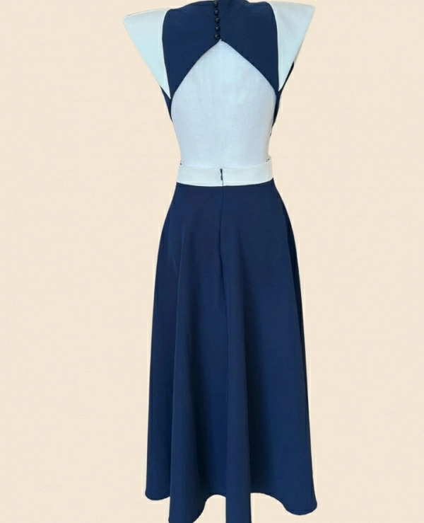 VESTIDO COMBINADO MARINO Y BLANCO ESPALDA ESCOTADA