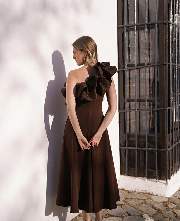 VESTIDO CON VOLANTES EN EL ESCOTE - 21821