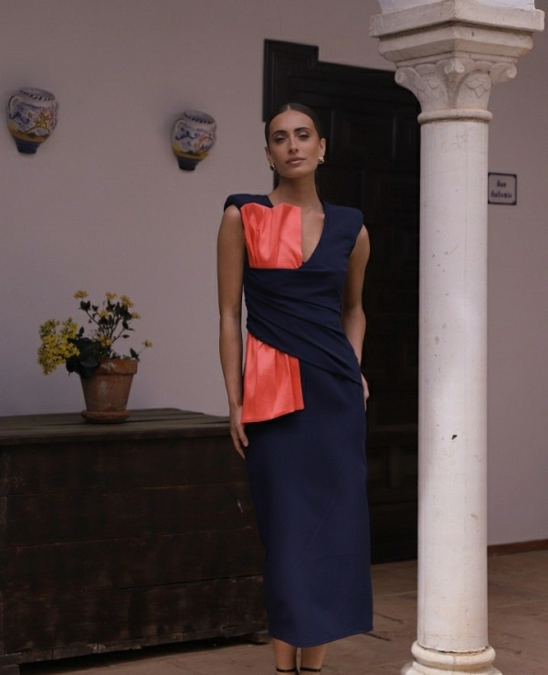 VESTIDO FRUNCES LAZO