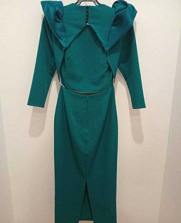 VESTIDO LARGO EN COLOR ESMERALDA VOLANTES EN HOMBROS Y ESPALDA ABIERTA - 21066