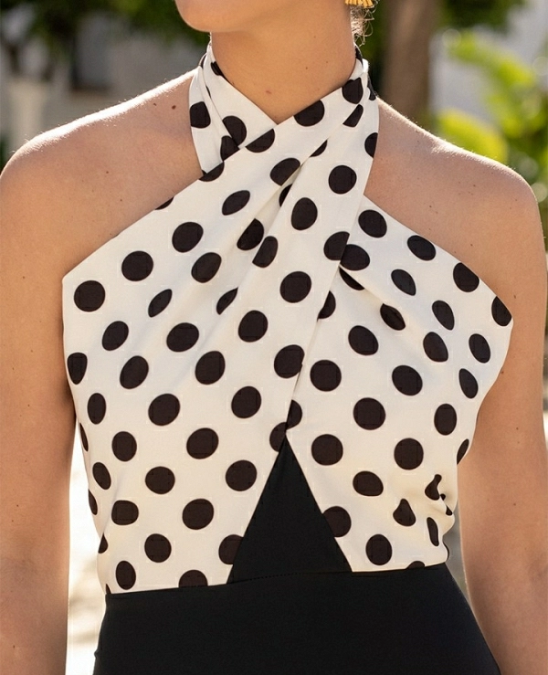 Vestido midi con combinacin de tejidos.