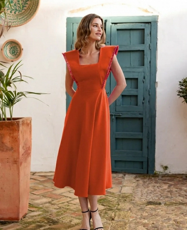 VESTIDO ROJO CON VUELO